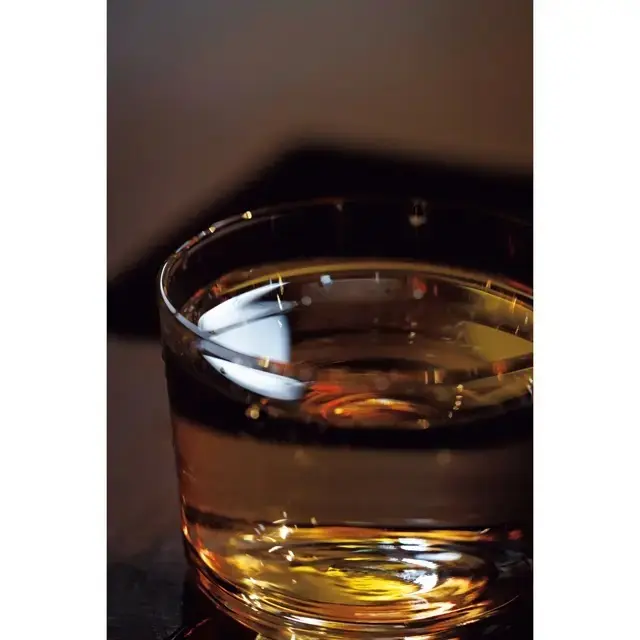 店内には蛇口が設置されていて、セルフで地下水を注ぐことも