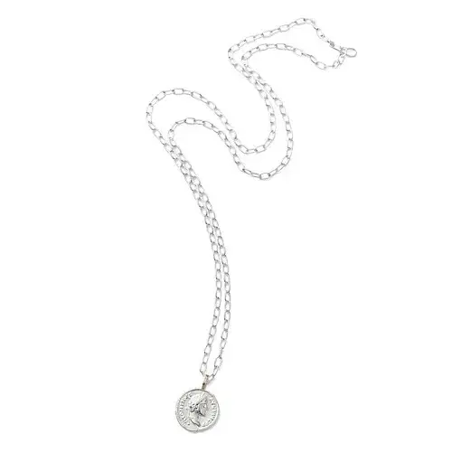 【50代 週末コーデ】ベロアパンツ×ホワの画像_8