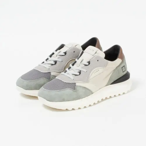 D.A.T.E.×eclat LUNAスニーカー