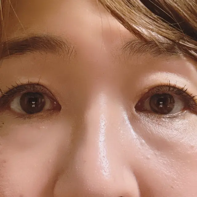 大人ショートに映えるまつげ。髪と目元でつの画像_10