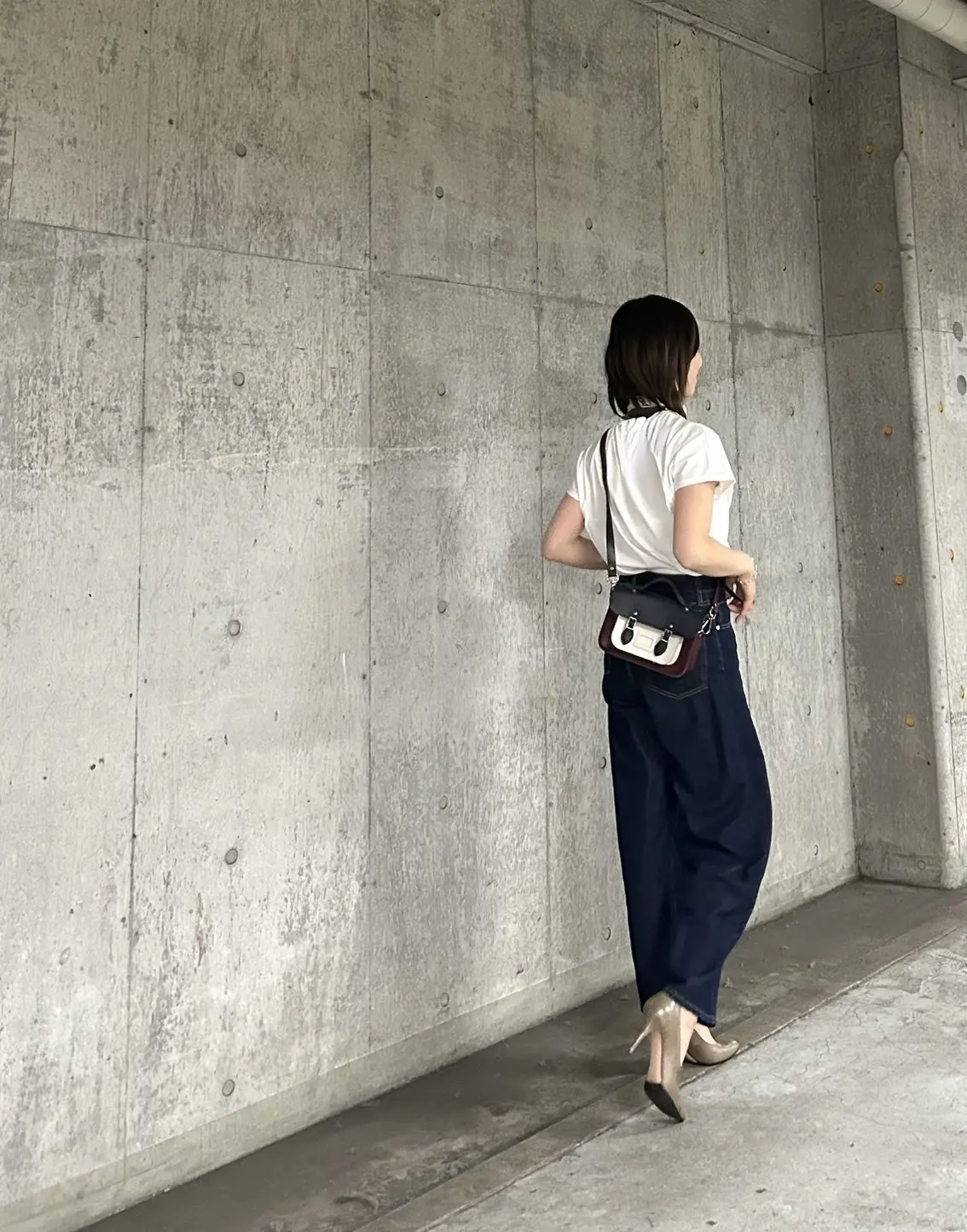 E by eclat フレンチスリーブTの画像_3