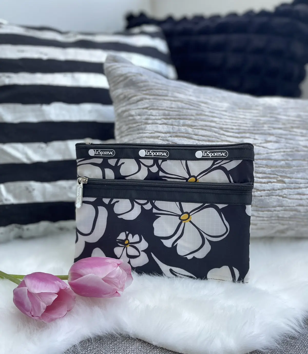 エクラ4月号の付録はéclat× LeSの画像_1