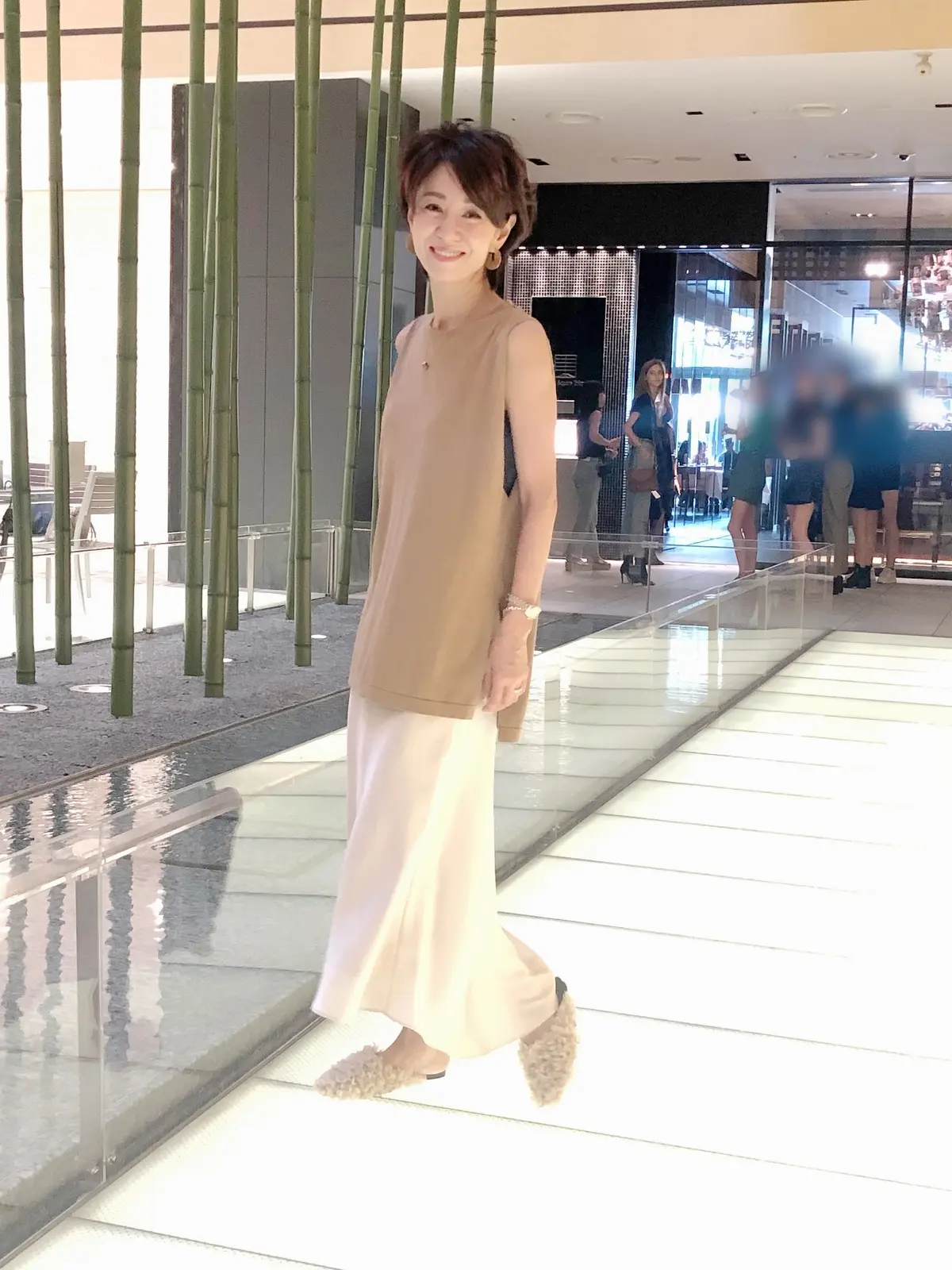 同期とランチ会へはミルクティーカラーでの画像_2