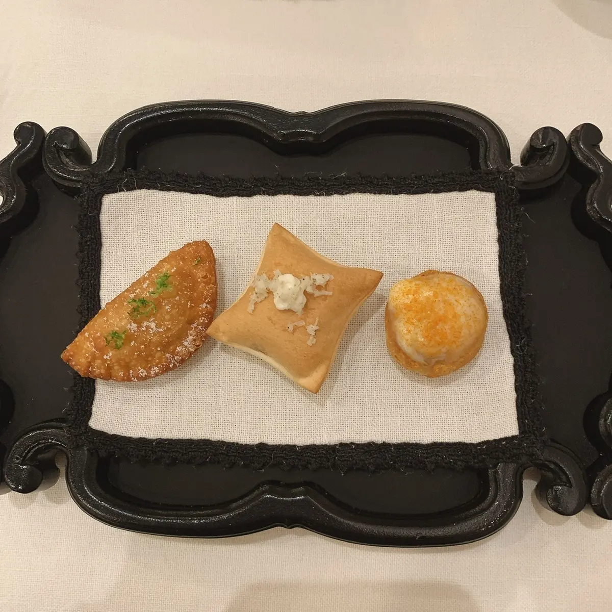 グッチ オステリア ダ マッシモ ボットゥーラ トウキョウのコース料理「小さなアミューズ」