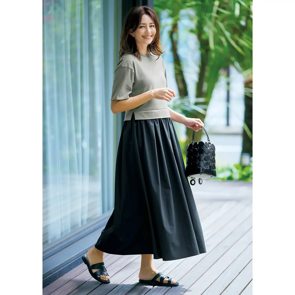 一枚で着映える、暑い時季の救の世主！「Eの画像_5