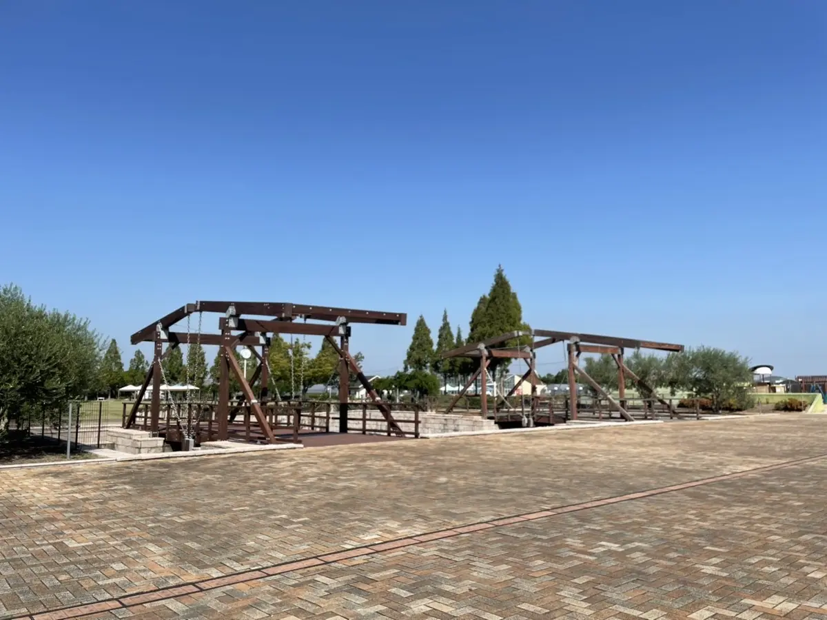 甘さ控えめドラマチックフラワープリントワの画像_5