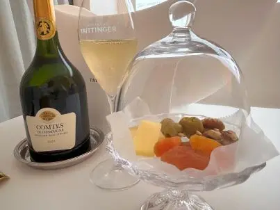 世界初のオフィシャル・シャンパン・ホテルの画像_3