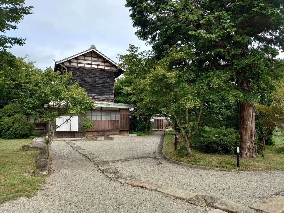 NIPPONIA　白鷹　源内邸