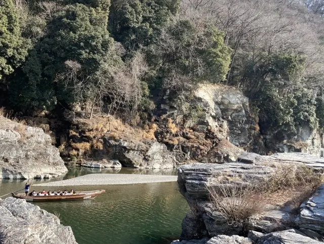 長瀞、秩父の荒川をライン下り　こたつ舟に乗ってJマダム旅　国指定名勝天然記念物「岩畳」 Candlehere