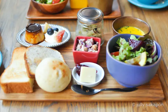 【さかぽんの冒険】プラタナス並木で ほっの画像_6