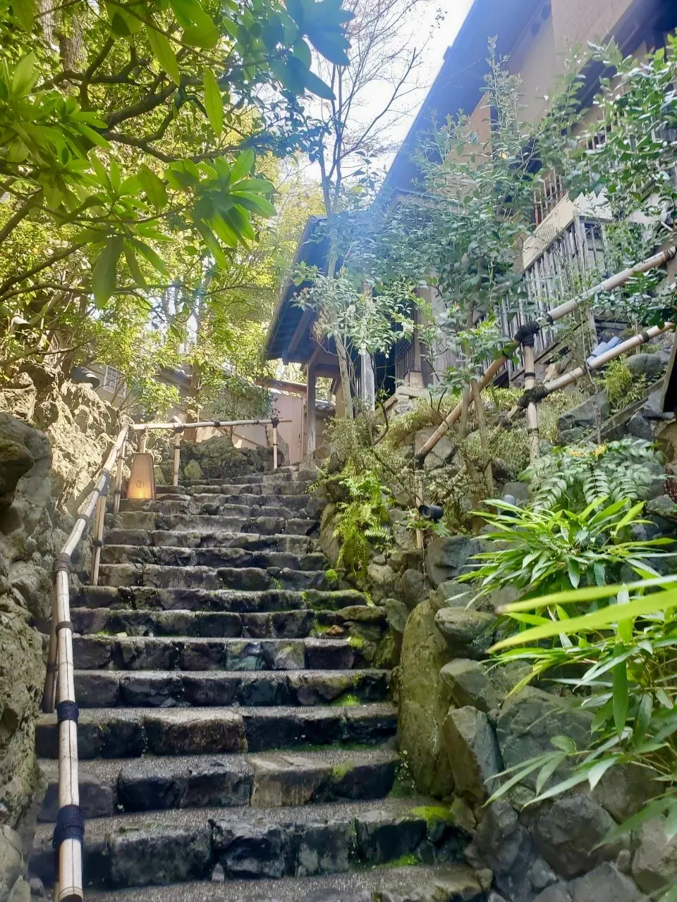 柚子屋旅館 石畳み