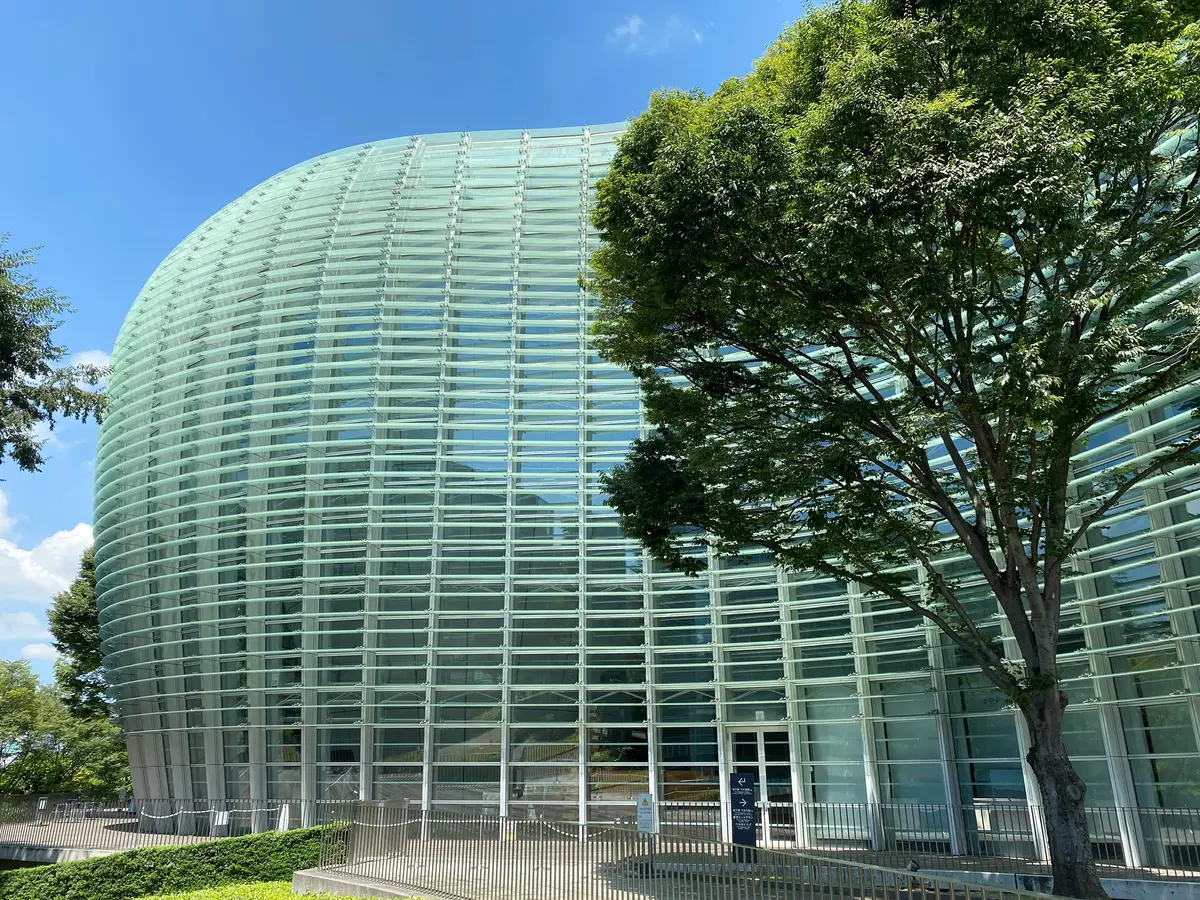 大のお気に入りワンピで国立新美術館への画像_3