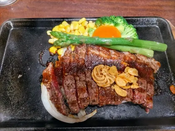 OurAge×Webエクラ　150gのイチボステーキ（これは、「いきなり！ステーキ」で食べたもの）