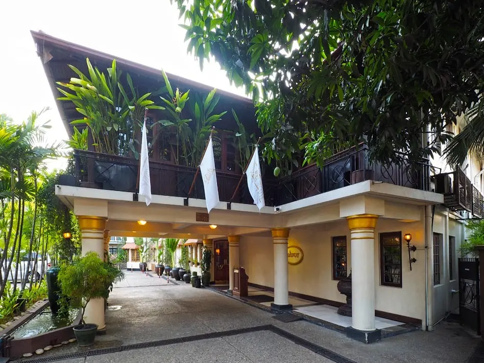 <ミャンマーの旅>古きよき時代へ誘う、英の画像_2