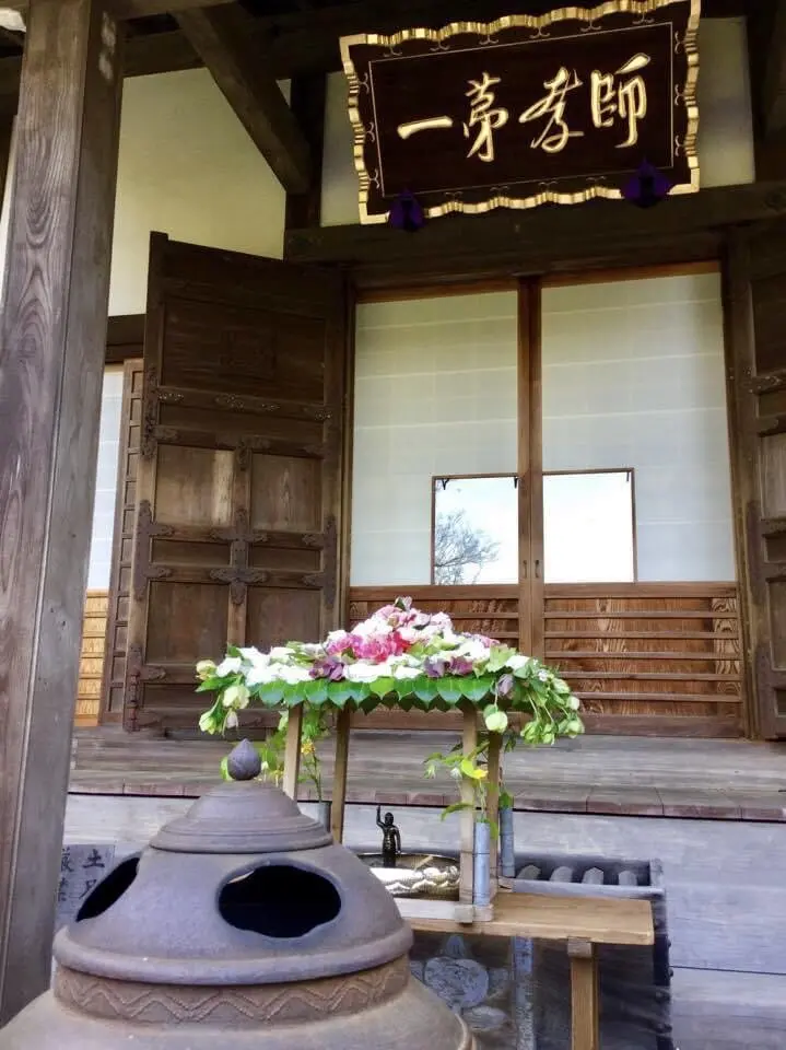 4月8日は「花まつり」の画像_2