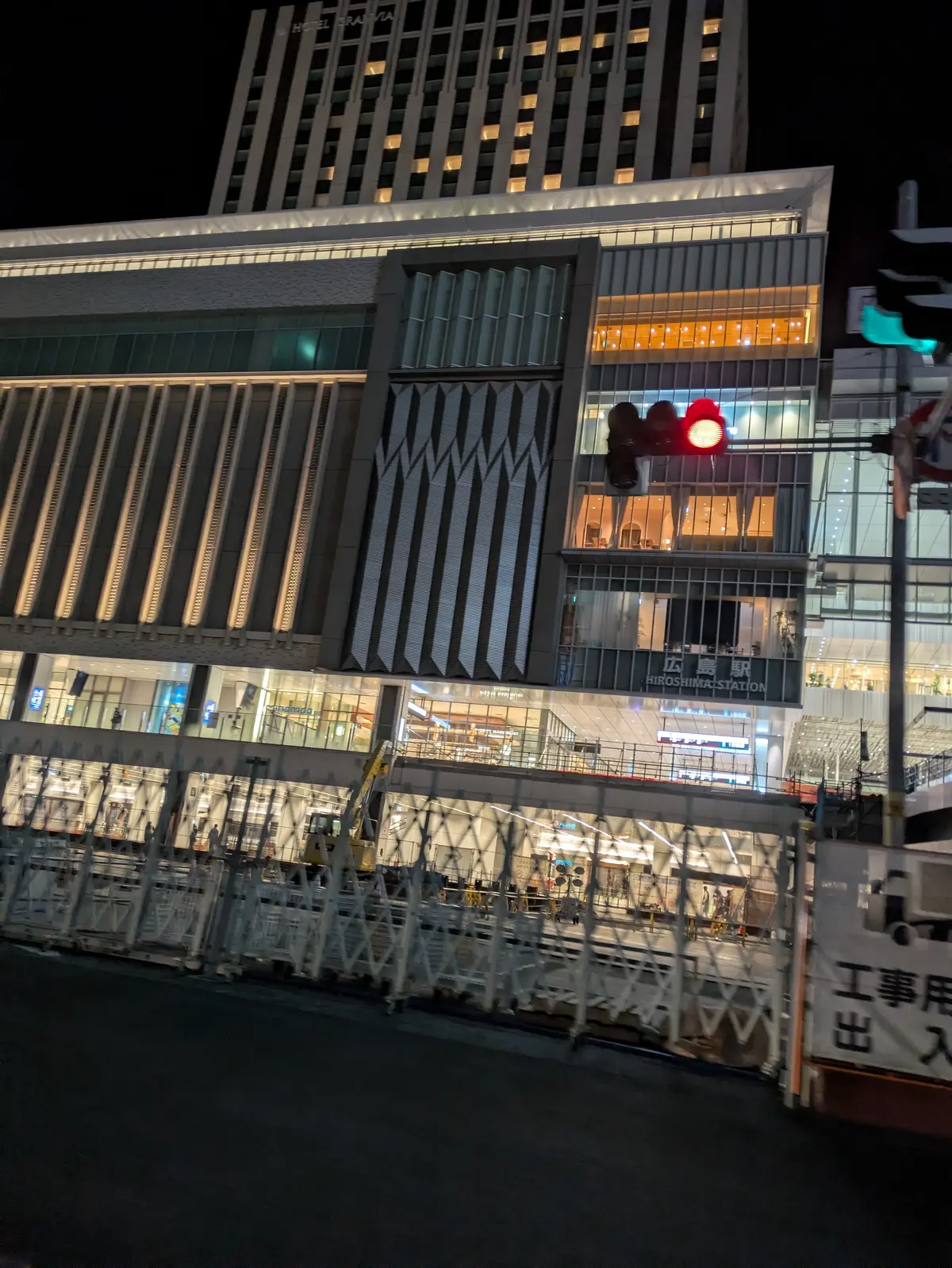 いよいよ開業！広島駅ビルminamoa【の画像_26