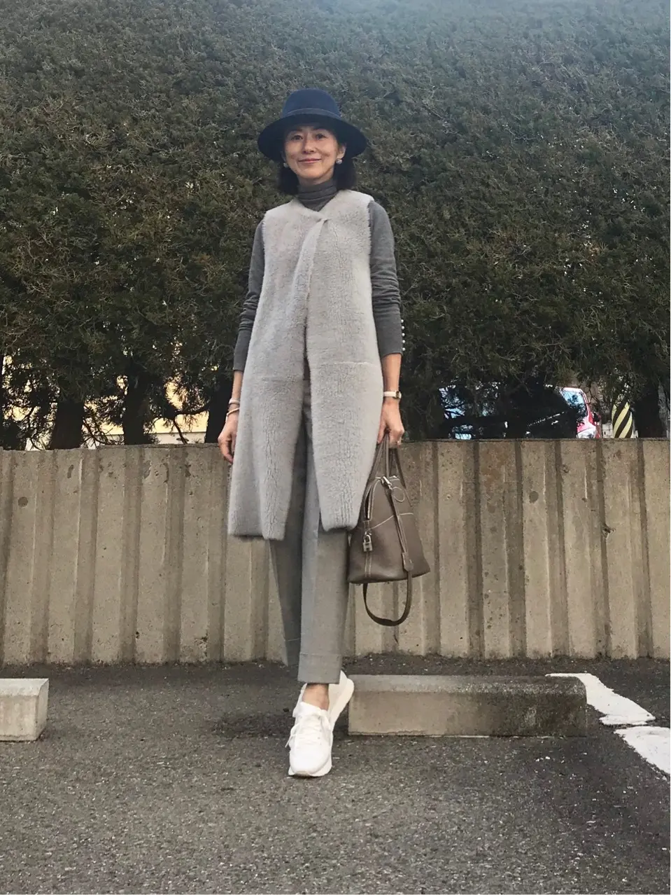 ヘビロテ！ZARAのホワイトスニーカー☆の画像_5