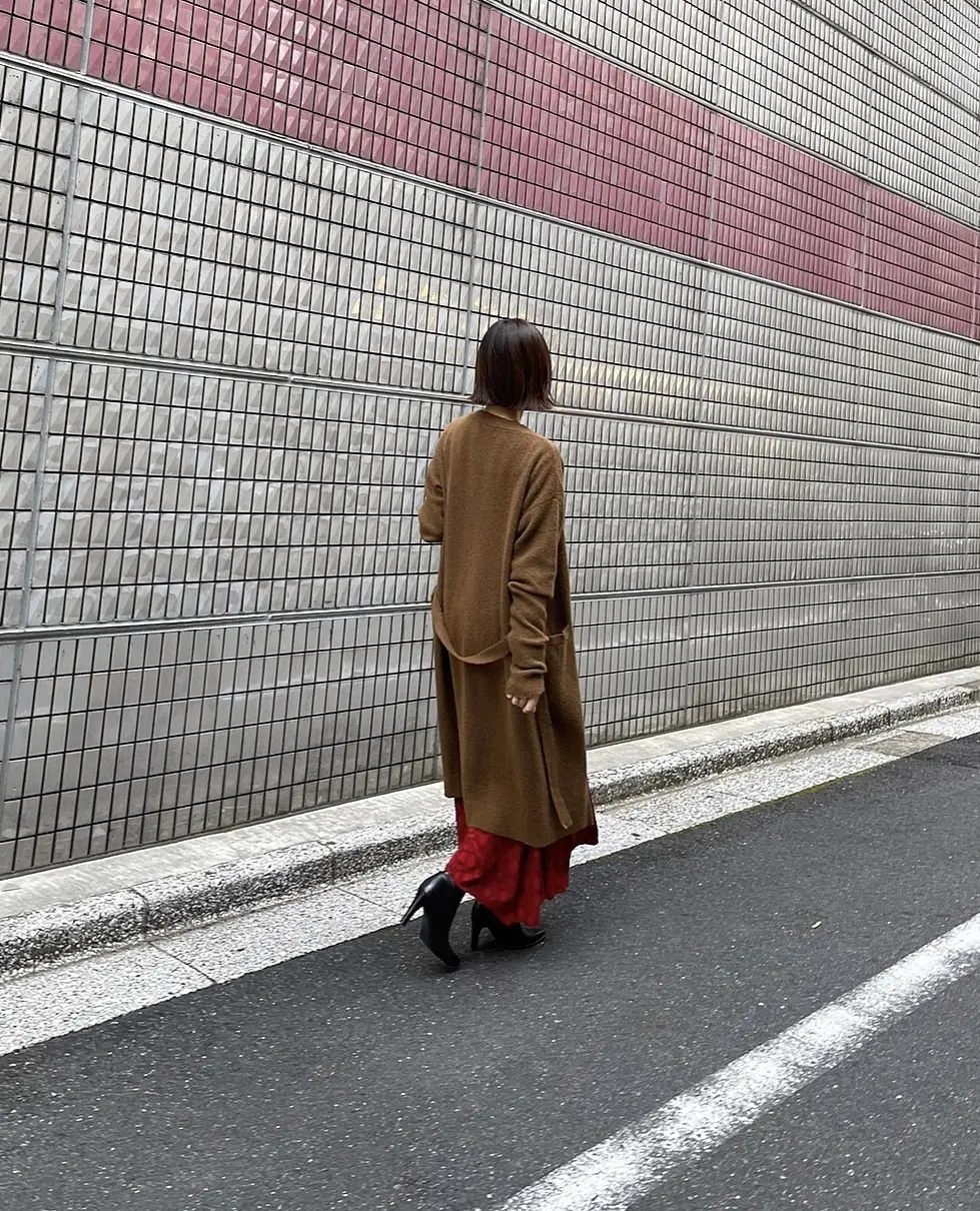 brownカーディガンで、銀座レフアオキの画像_5