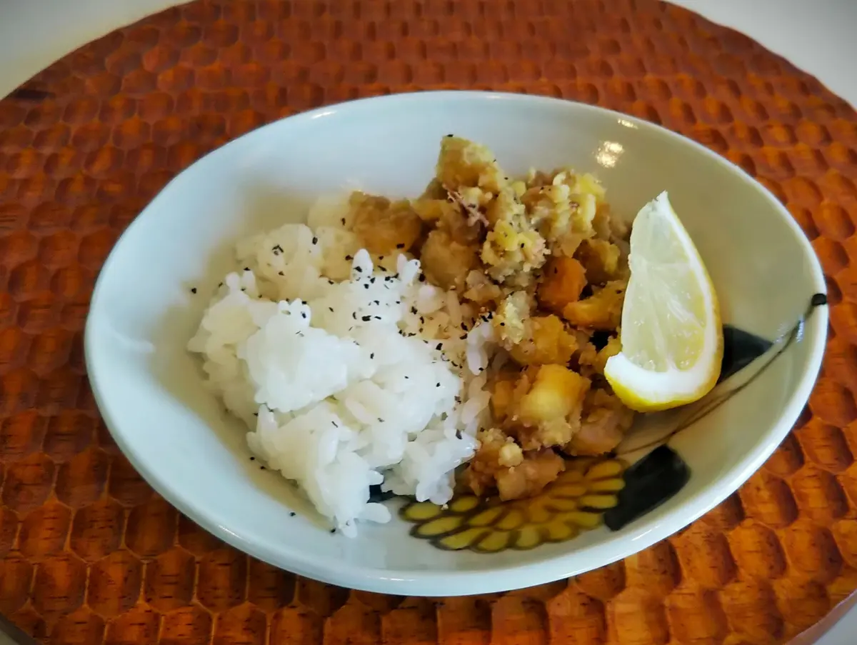 徳永遊心　色絵菊