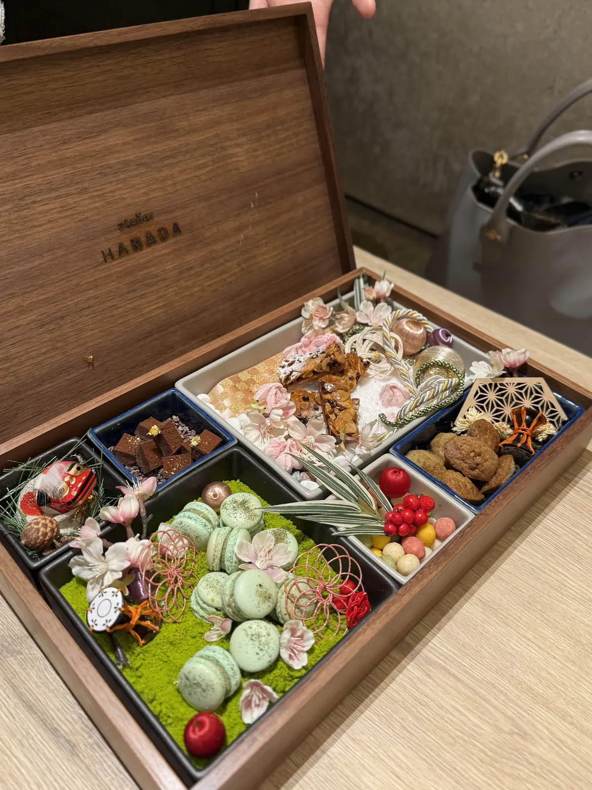 atelier HANADA by 森本