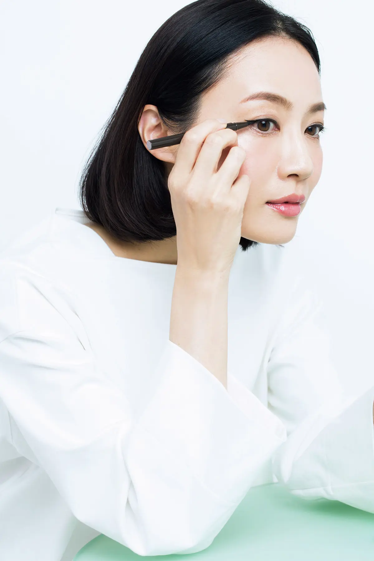 ここで差がつく！ 印象づけアイラインQ＆の画像_1