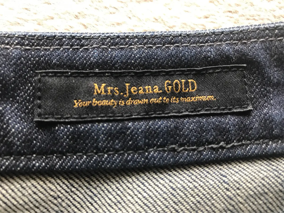 地曳いく子×Mrs.Jeana（R）GOの画像_3