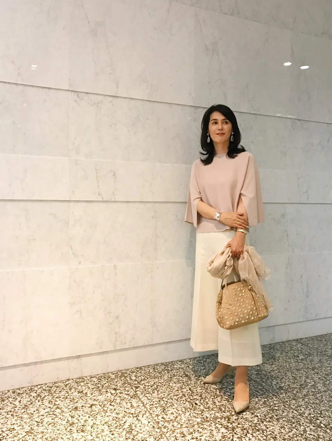 淡色ワントーンコーデの画像_4