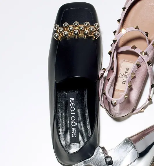 靴「sr SLIPPER」（0.5）￥174,900／セルジオ ロッシ カスタマーサービス（セルジオ ロッシ）