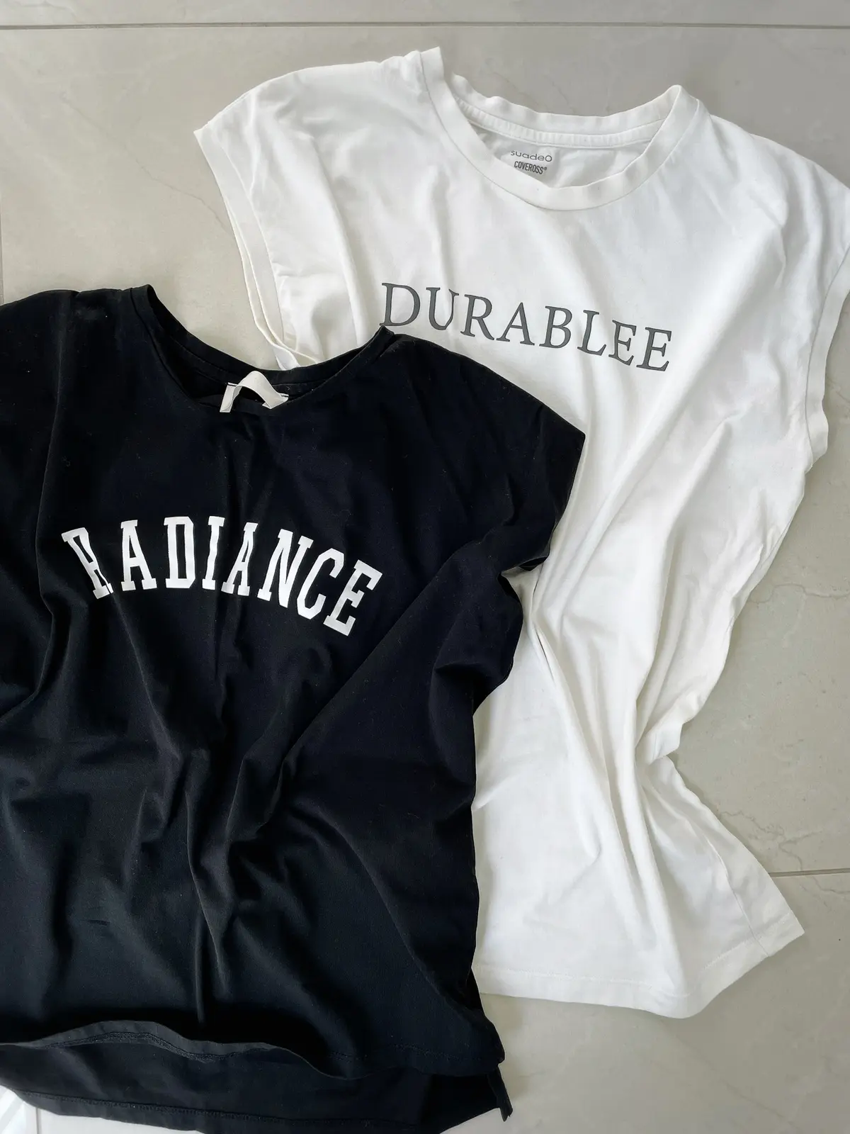 残暑も活躍！ロゴTコーデの画像_1