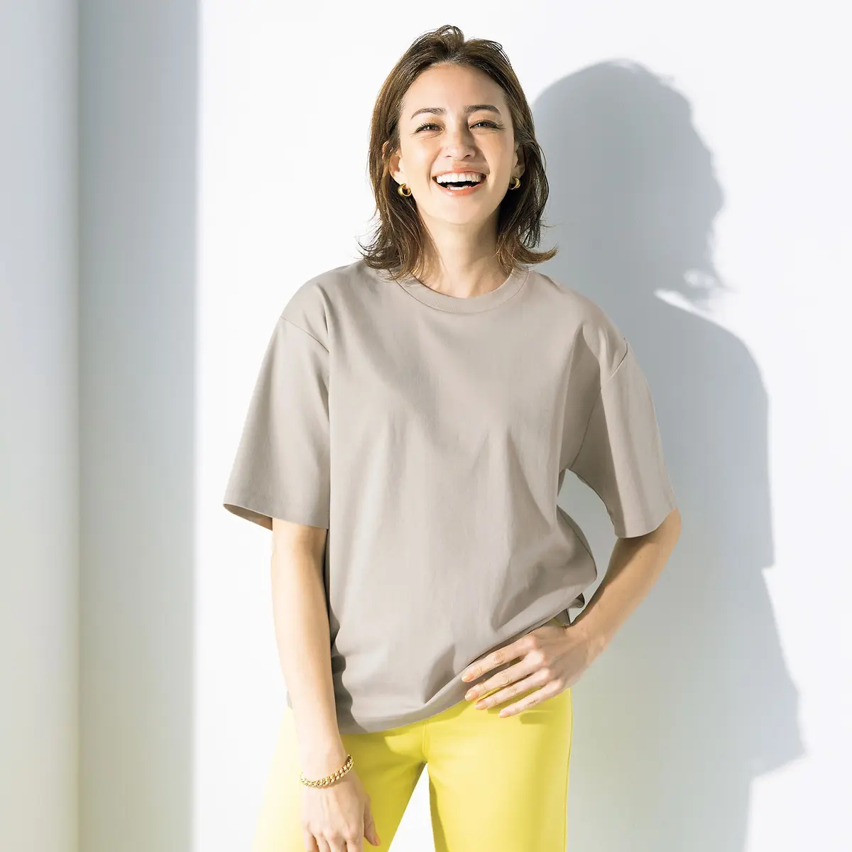 村山佳世子×three dots「毎日頼れるパックTシャツ」