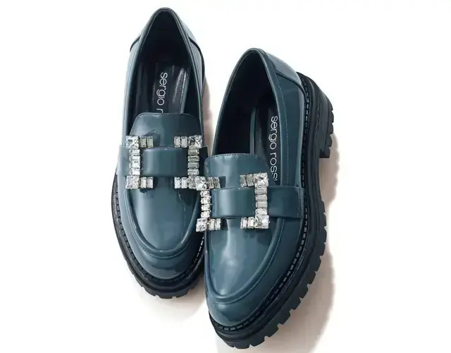 Sergio Rossiのバックルローファー