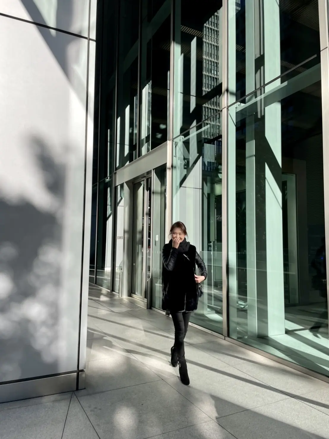 年始はオールブラックで丸の内界隈へ♪の画像_13