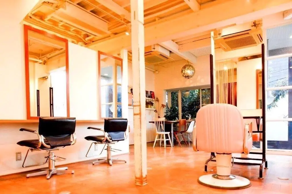 まとめ髪で冬コーデをスッキリとの画像_1