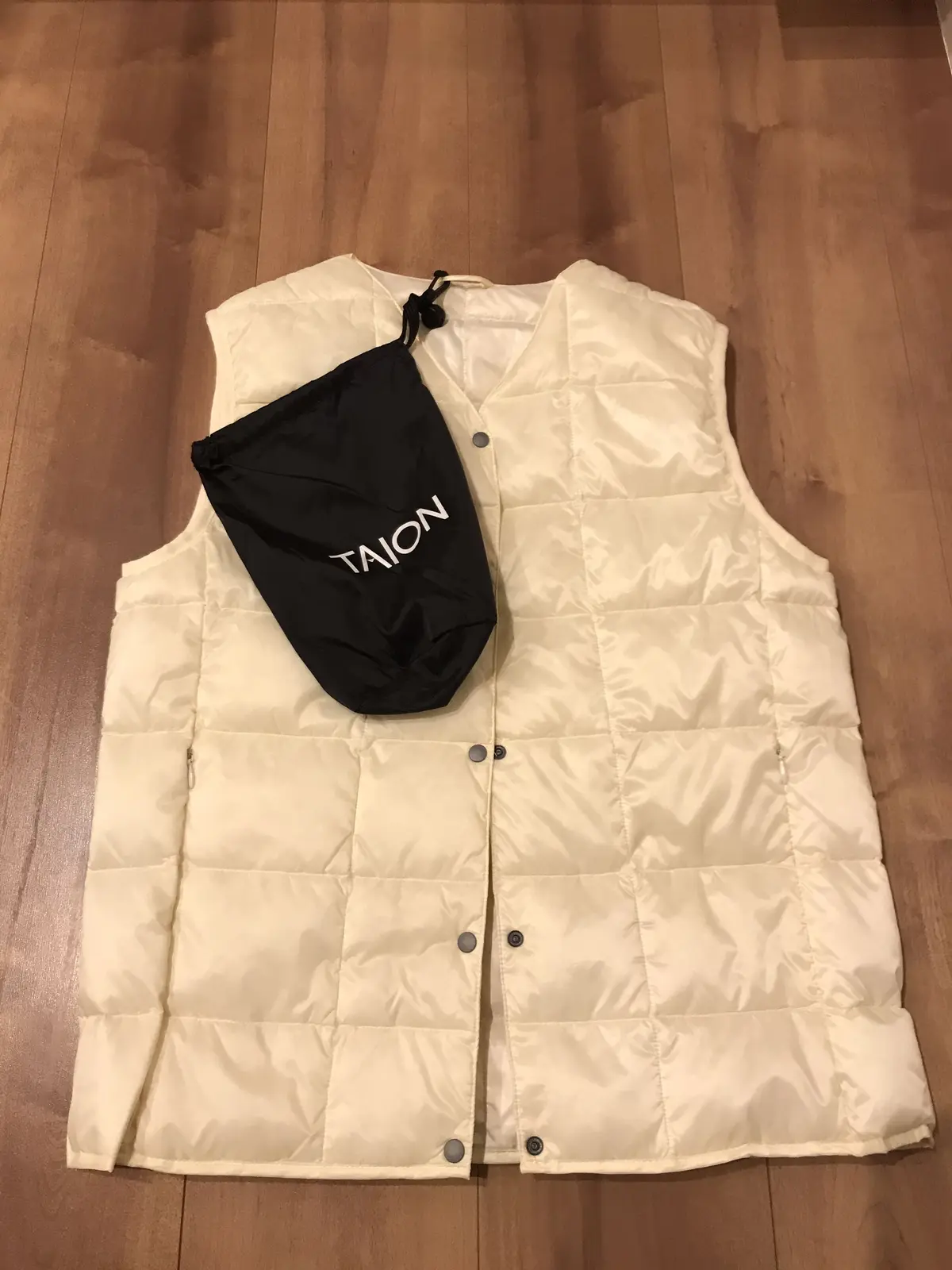 気分は春。軽やかに！トレンチ×ジーンズの画像_2