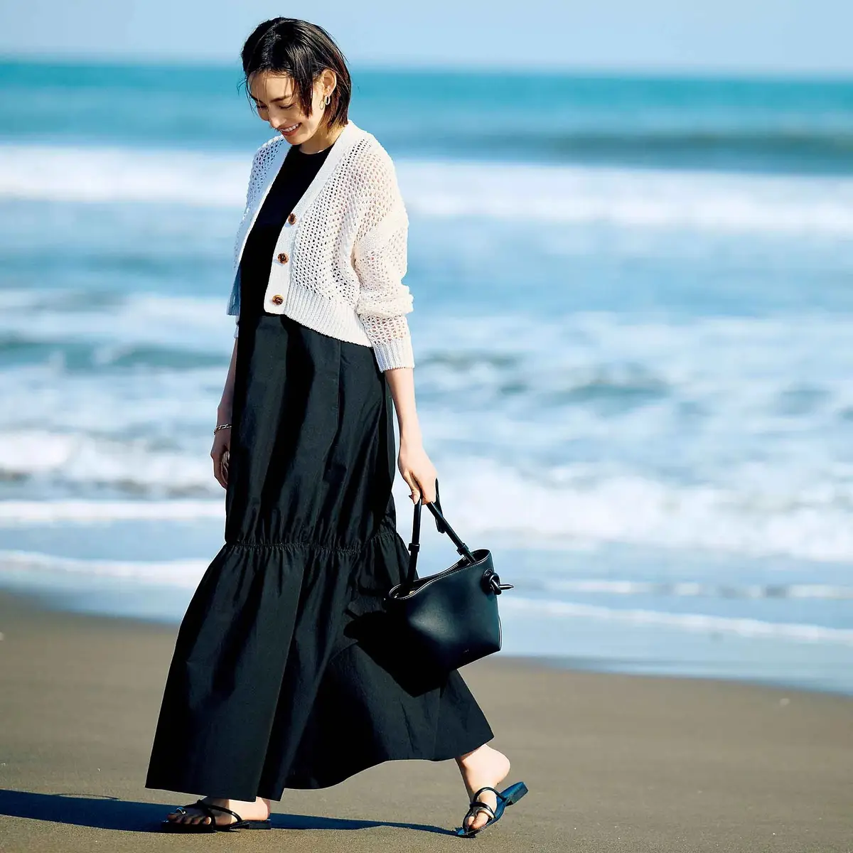 「SACRA」のリネンメッシュカーディガの画像_1