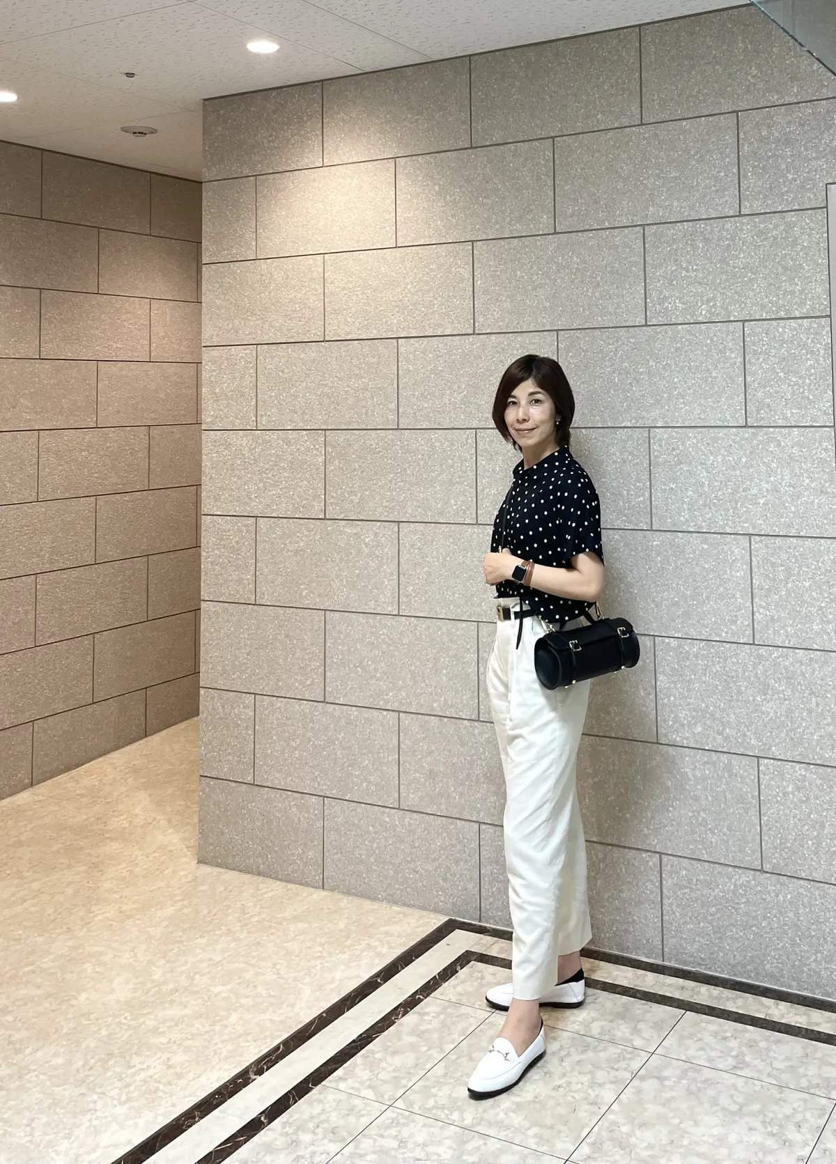 使えるUNIQLOの水玉ブラウスの画像_1