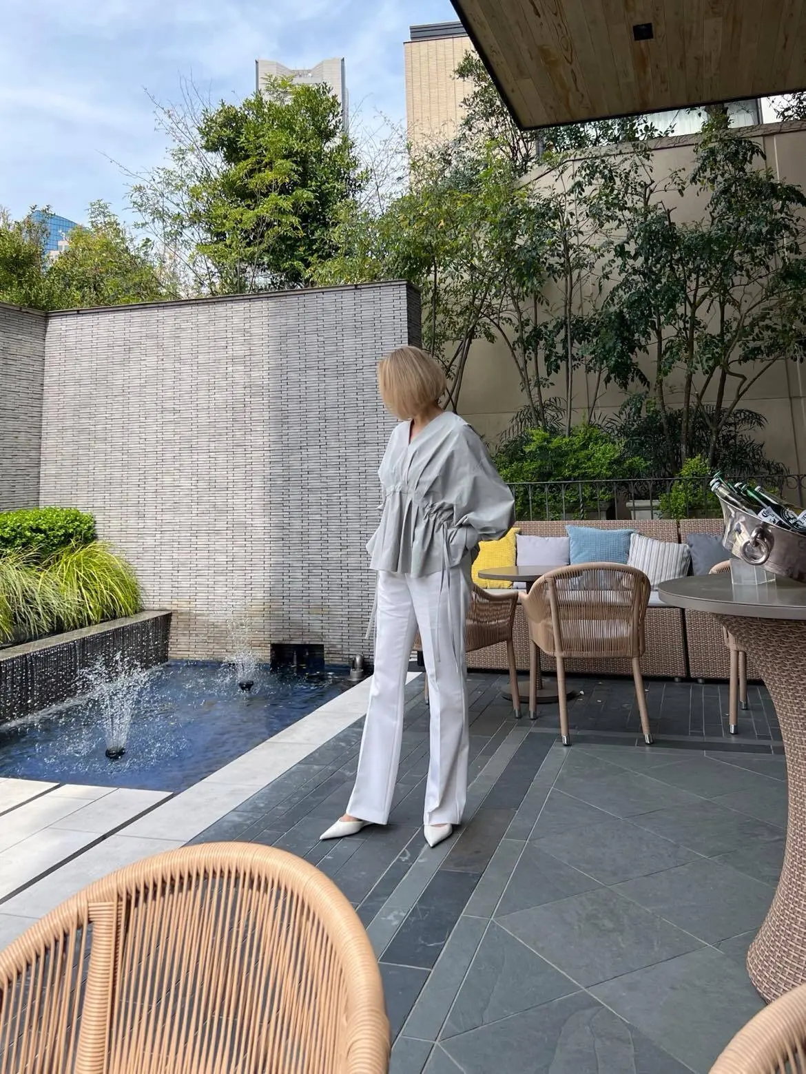 横浜✦関東のお伊勢さんで春風が舞うテラスの画像_12