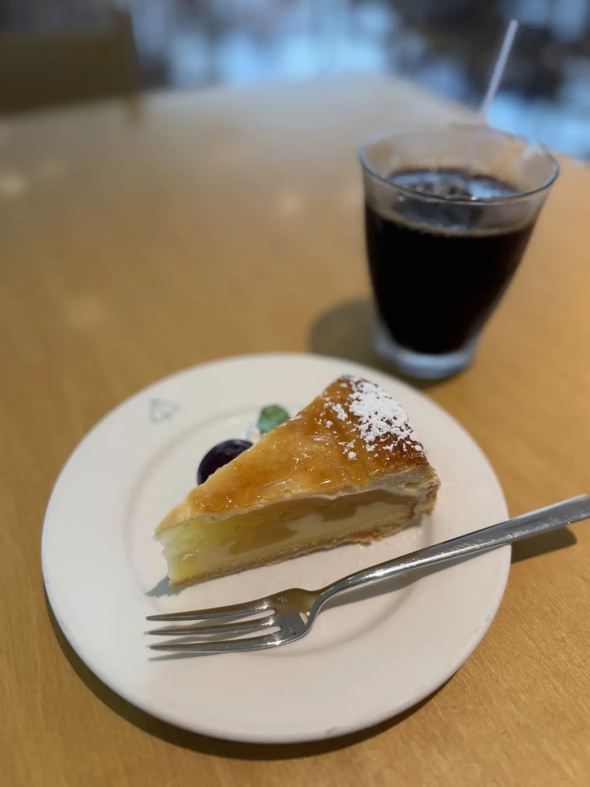 青森県立美術館　カフェ　アップルパイ