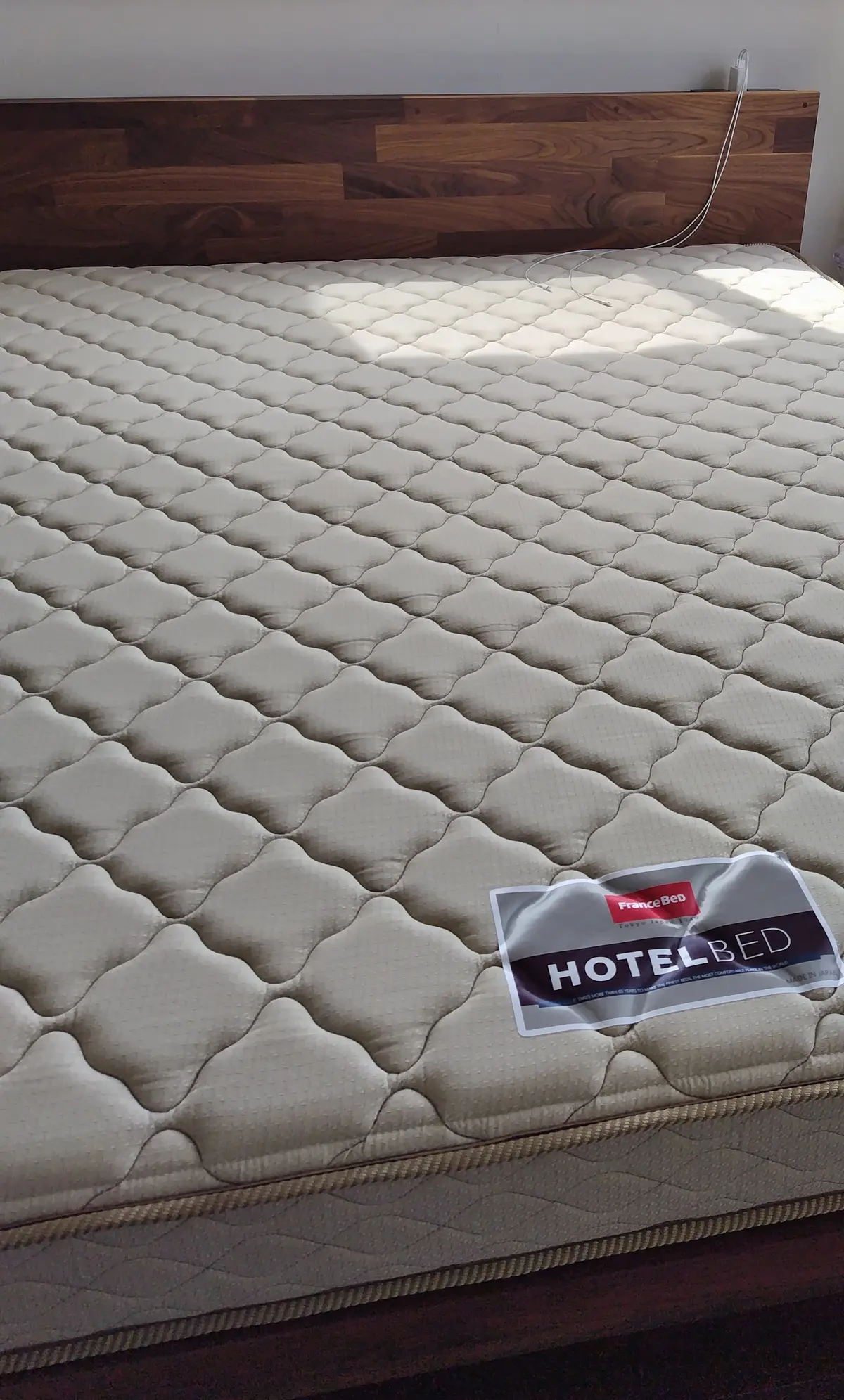 フランスベッド　ホテルマット　マスターウォール　ベッドルーム