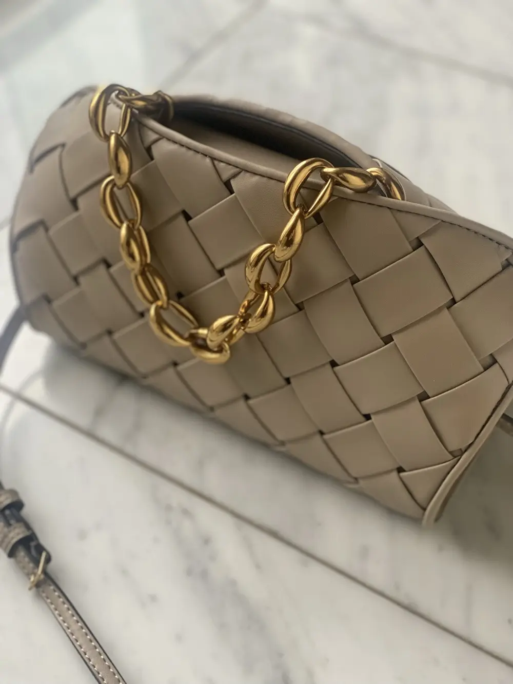 高校生の長女に教えてもらったブランドのバック