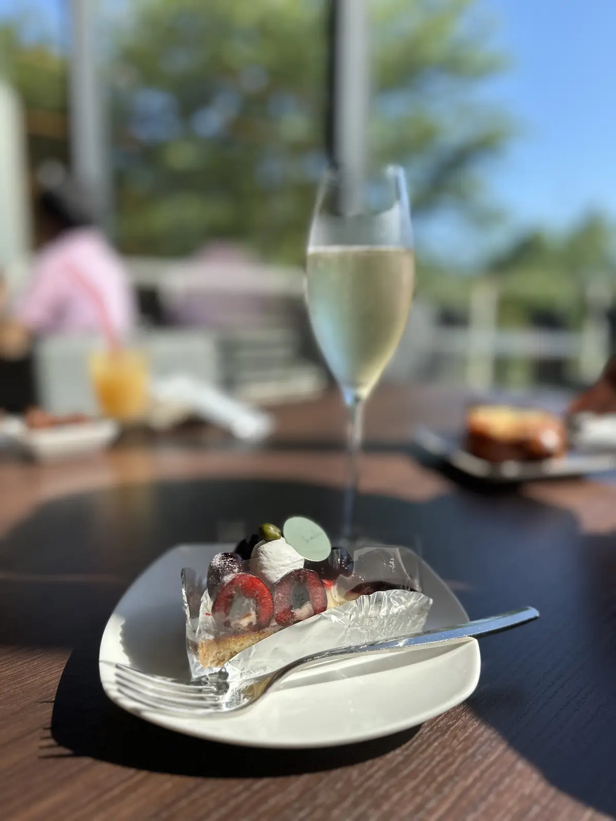 ブラウンコーデで、初秋の湘南旅の画像_2