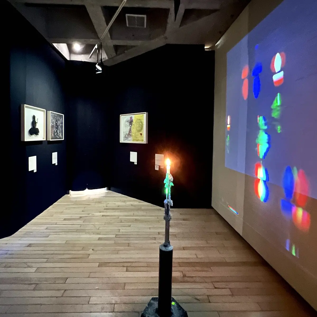 「鈴木大拙展　Life=Zen=Art」展示室内