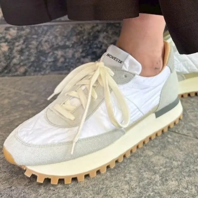 【50代スニーカー】なぜ人気？大人の服好の画像_5