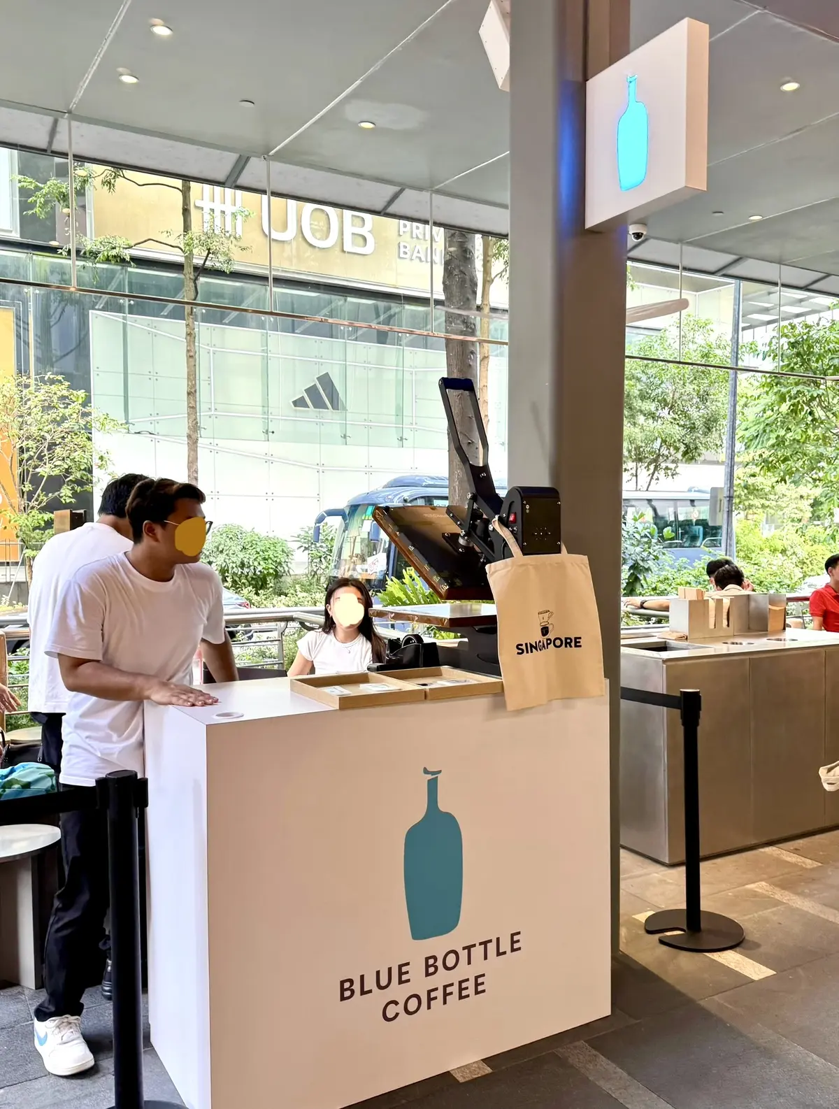 特設カウンター