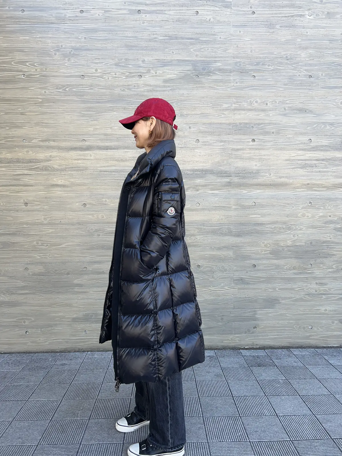 開運コーデ12 黒のダウンジャケットの垢の画像_3