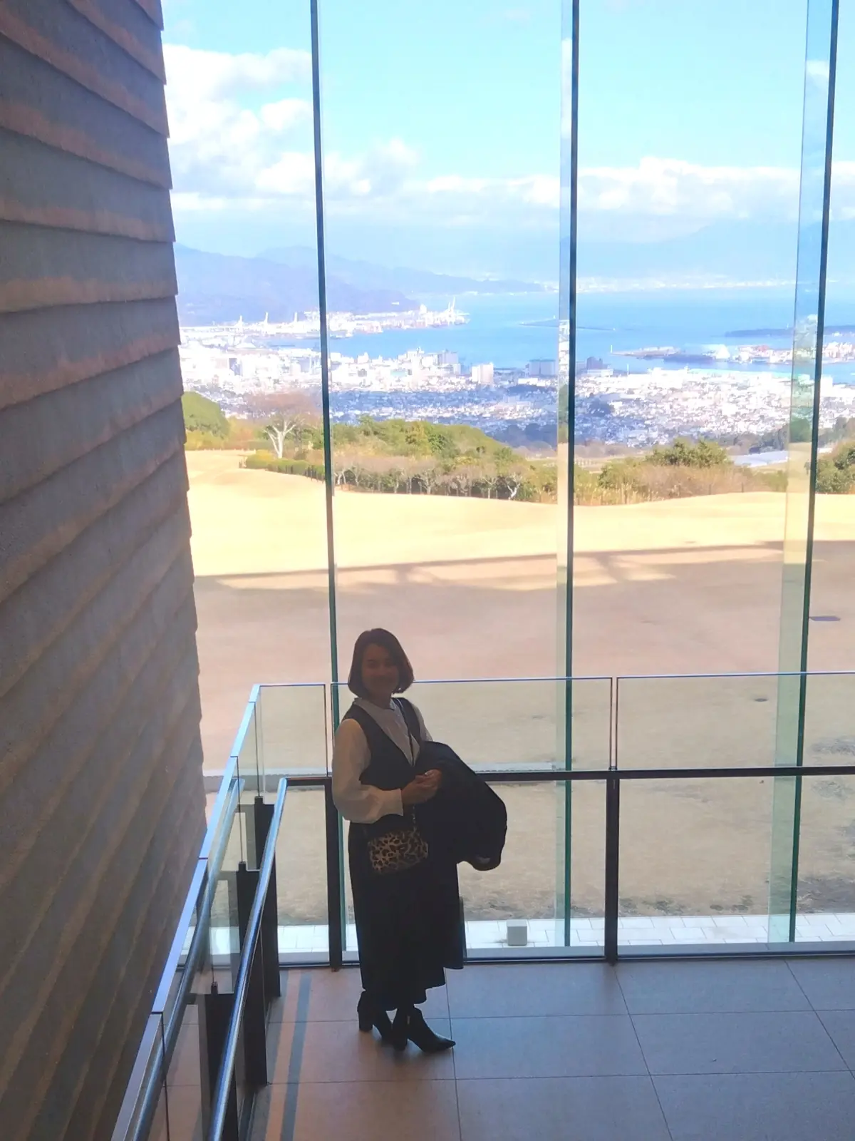 静岡、日本平ホテル、ガーデンラウンジ、ケーキセット、ホテルラウンジ、ティータイム、フルーツタルト