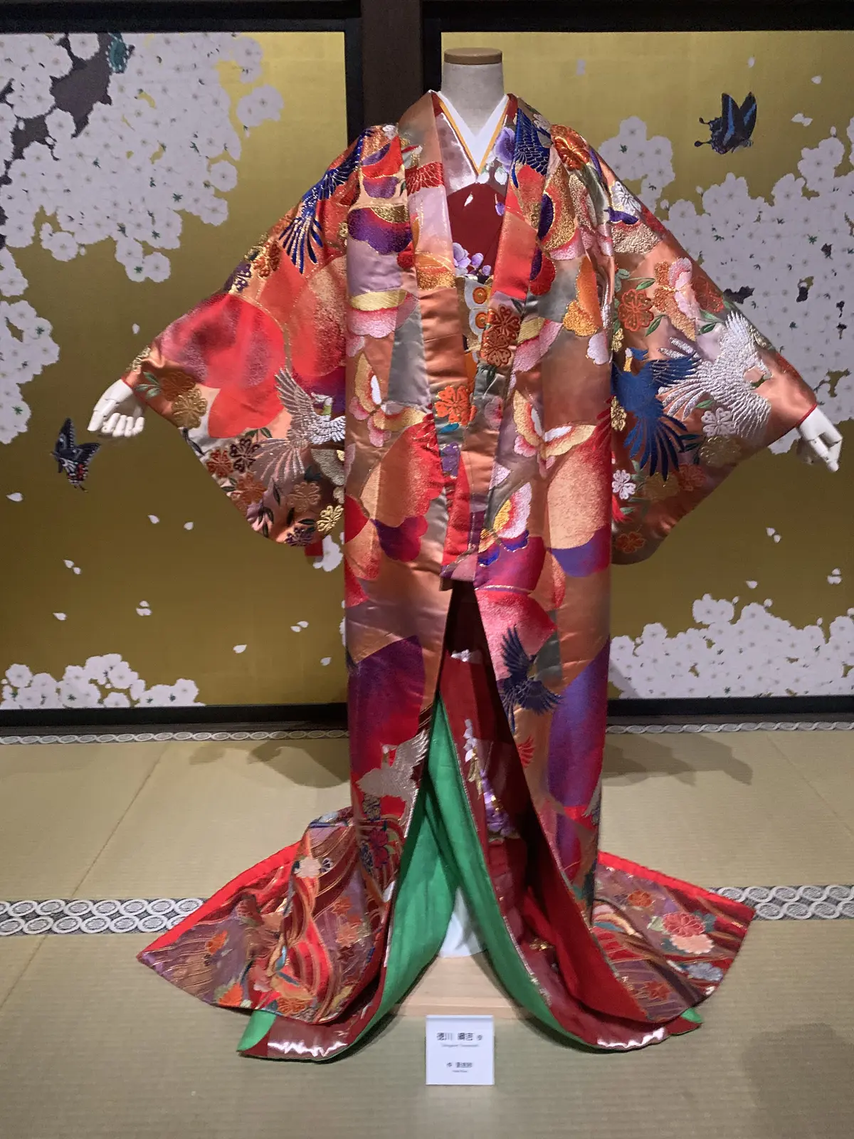 徳川綱吉役の仲里依紗さんの衣装