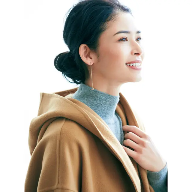 “小柄さん”の冬服 顔まわりルール