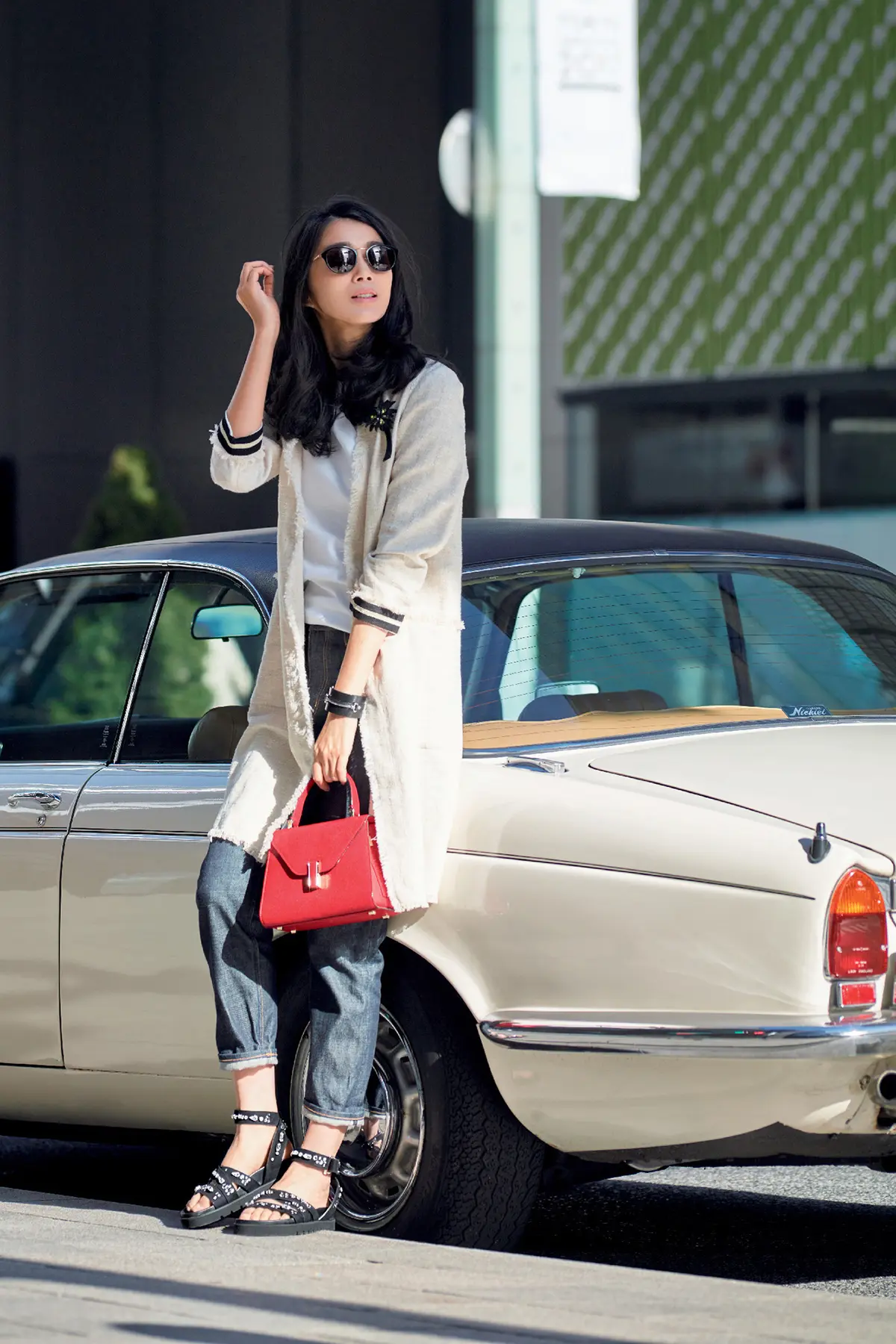 ラグジュアリーさを増す、進化形スポーツサの画像_1