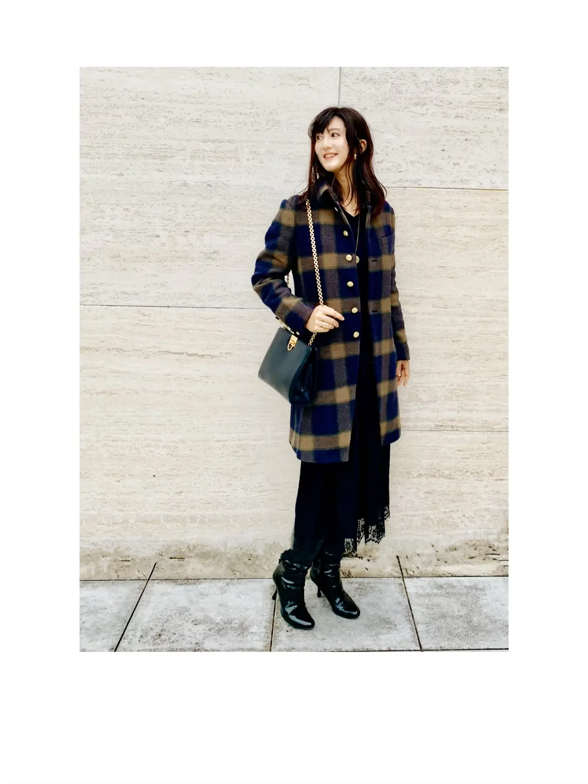 旬のネイビーコーデで能鑑賞の画像_3